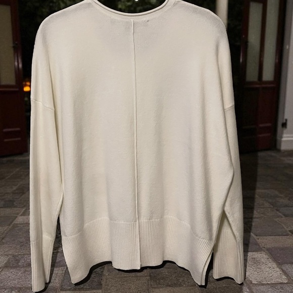 French Connection White Women's Sweater Rolled Finishes ~Worn Twice   size XS-SM - Picture 4 of 16